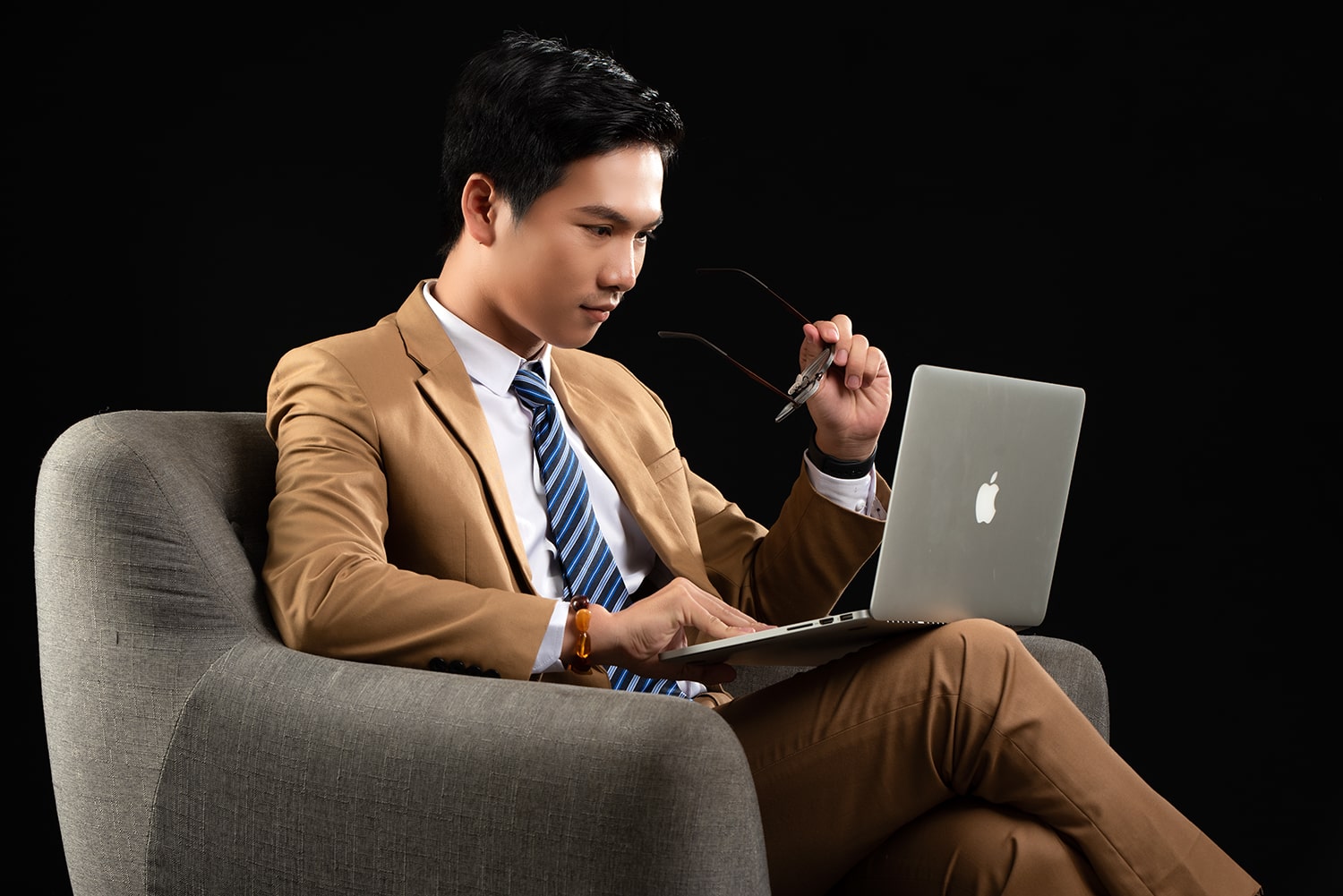 Tom Nguyễn 1 Leon Trịnh tác giả nhà cái I9bet nổi tiếng